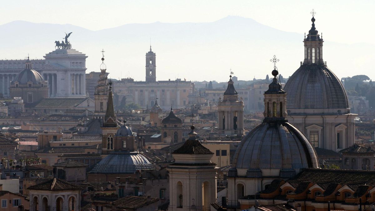 Cúpulas y tejados de Roma. Cúpulas y tejados de Roma.
