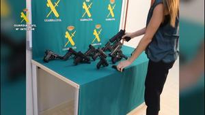 Incautan 13 pistolas y munición a un hombre que vendía armas a grupos criminales Barcelona