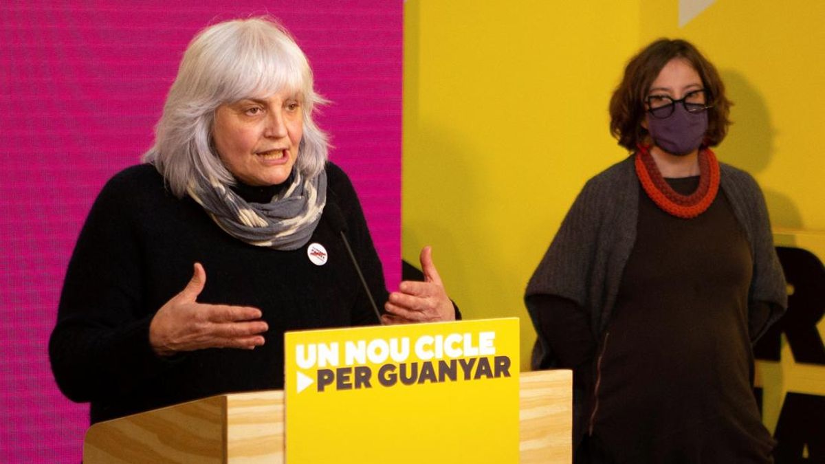 La candidata por la CUP, Dolors Sabater, durante su comparecencia ante los medios de comunicación para valorar los resultados de las elecciones. La candidata por la CUP, Dolors Sabater, durante su comparecencia ante los medios de comunicación para valorar los resultados de las elecciones.