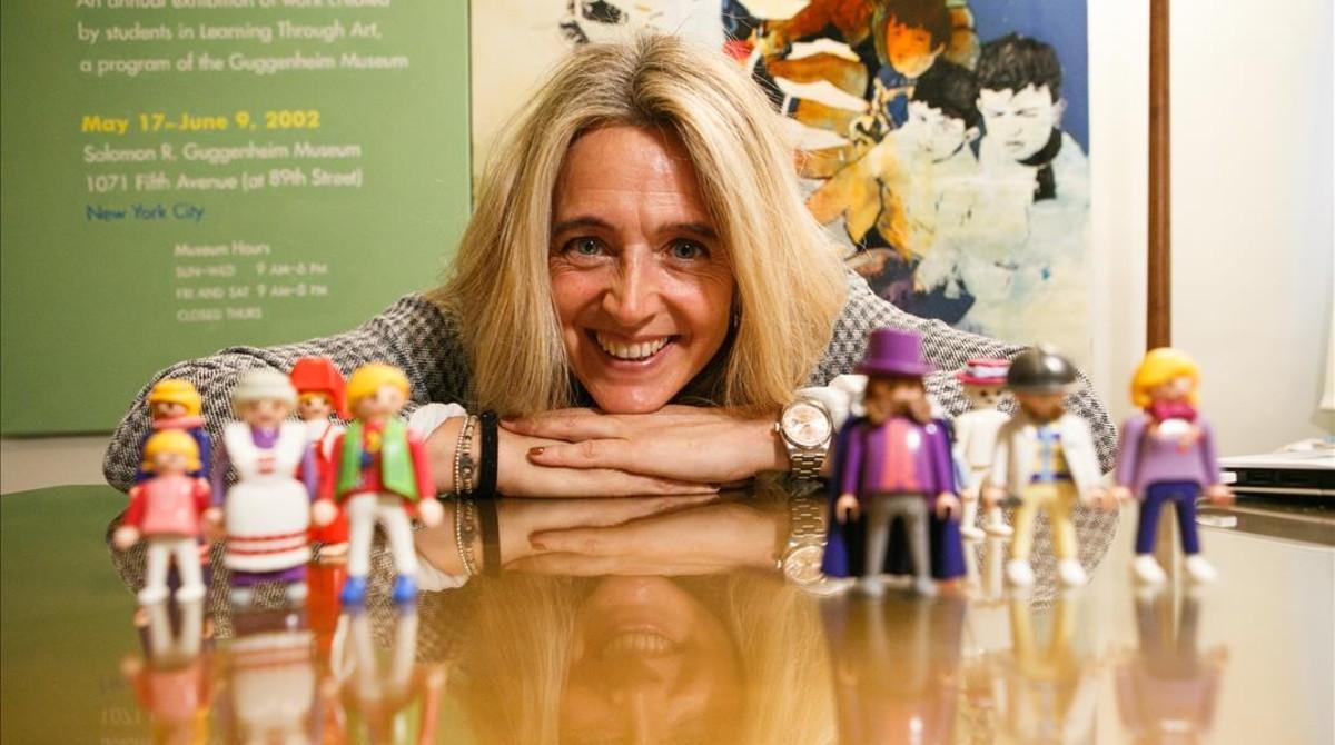 La psicóloga de niños y adolescentes Agnès Brossa, en su despacho de Terrassa.