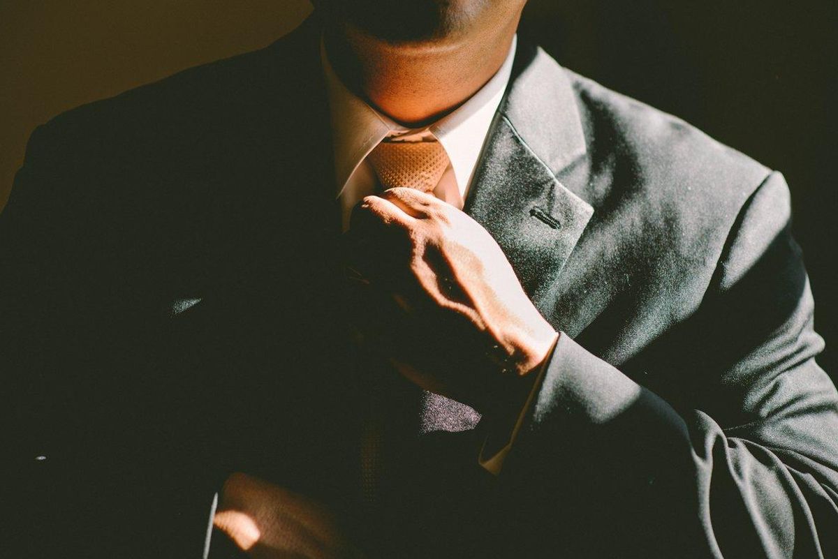 Existen dos factores imprescindibles para no tener problemas legales. Existen dos factores imprescindibles para no tener problemas legales.