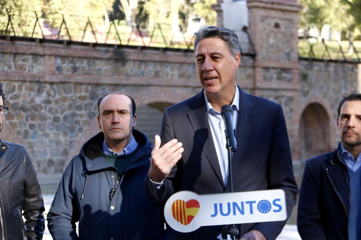 Xavier García Albiol propone a PSC y C’s tres puntos comunes para las elecciones del 21 de diciembre. Xavier García Albiol propone a PSC y C’s tres puntos comunes para las elecciones del 21 de diciembre.
