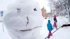 Muñeco de nieve en el barrio de Valdemoro, en Madrid