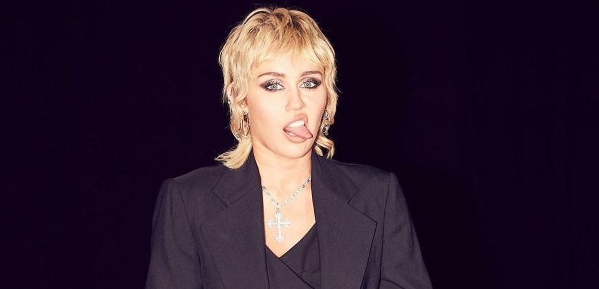 El ’mullet’ de Miley Cyrus. El ’mullet’ de Miley Cyrus.