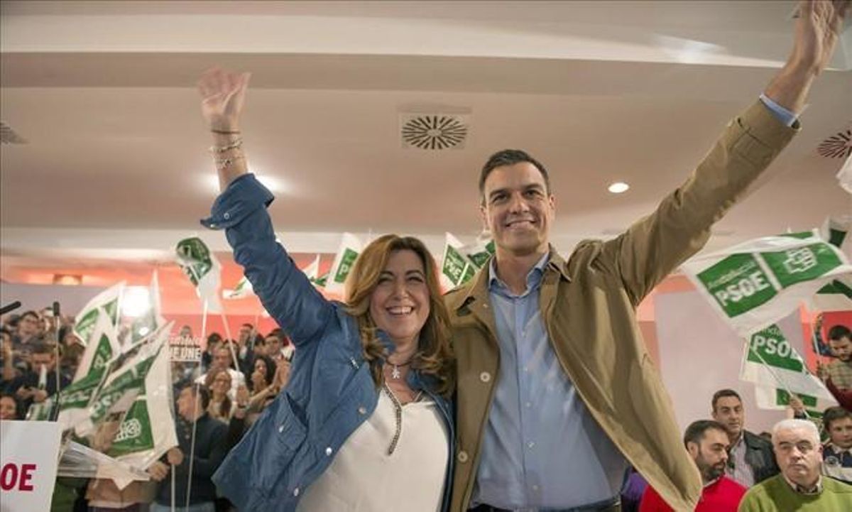 El líder del PSOE, Pedro Sánchez, y la presidenta de Andalucía, Susana Díaz, durante un acto en Jaén el pasado noviembre. El líder del PSOE, Pedro Sánchez, y la presidenta de Andalucía, Susana Díaz, durante un acto en Jaén el pasado noviembre.