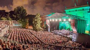 Imagen panorámica del escenario y la platea del Festival Jardins de Pedralbes