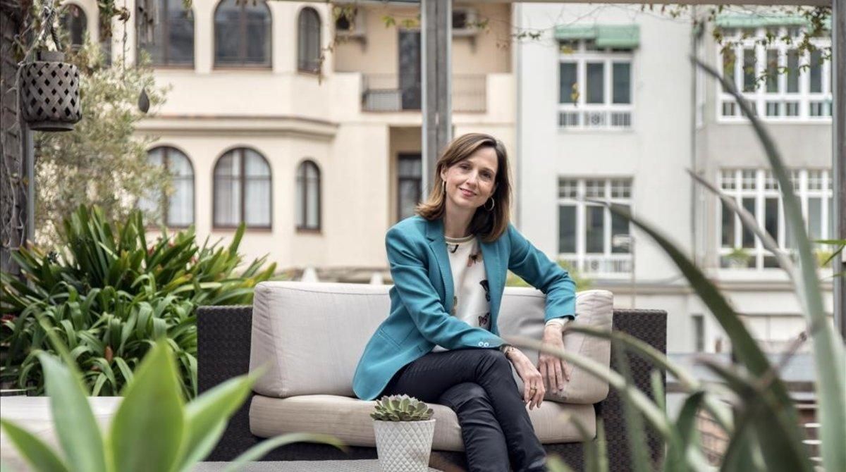 Arancha Ruiz, en su despacho de Barcelona. Arancha Ruiz, en su despacho de Barcelona.
