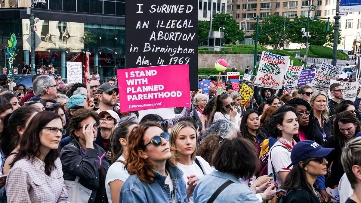 Manifestación en Nueva York, el pasado 21 de mayo, contra las nuevas leyes antiabortistas, aprobadas en varios estados de EEUU. Manifestación en Nueva York, el pasado 21 de mayo, contra las nuevas leyes antiabortistas, aprobadas en varios estados de EEUU.