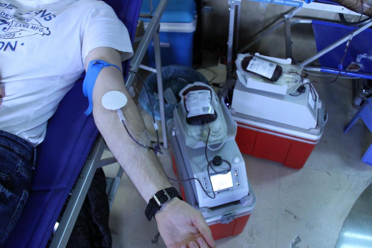 Sanidad pide a la población que acuda a donar sangre