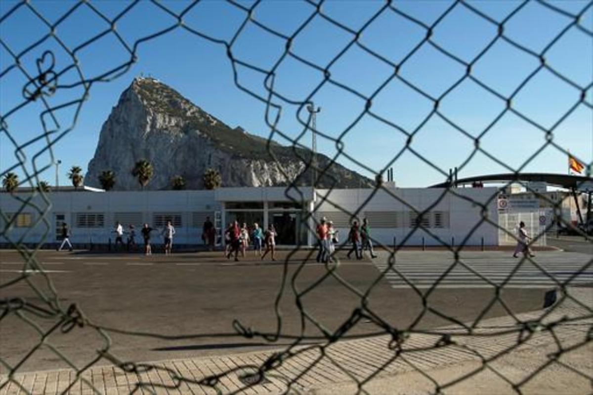 Gibraltar, visto desde La Línea.
