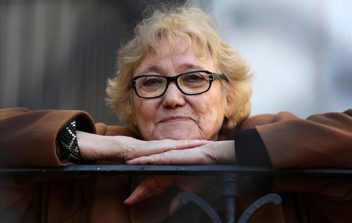 Isabel-Clara Simó. Isabel-Clara Simó.