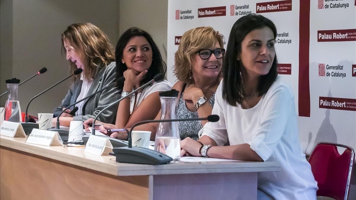 Miembros de la Taula de Diàleg de Transtorns Alimentaris, de Catalunya. Miembros de la Taula de Diàleg de Transtorns Alimentaris, de Catalunya.