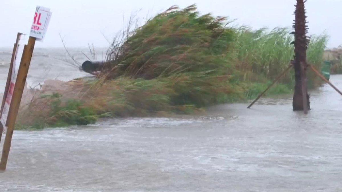 El «perillós» huracà 'Sally' s'aproxima a la costa sud dels EUA