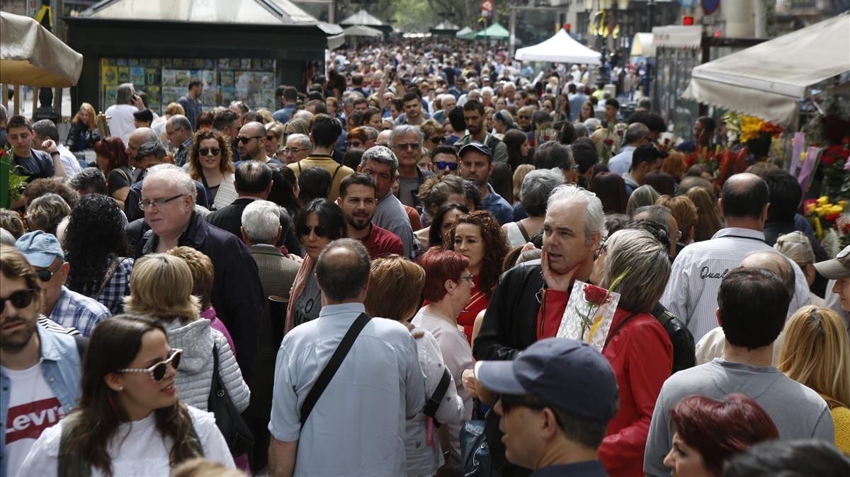 Ambiente en la Rambla de Barcelona. Ambiente en la Rambla de Barcelona.