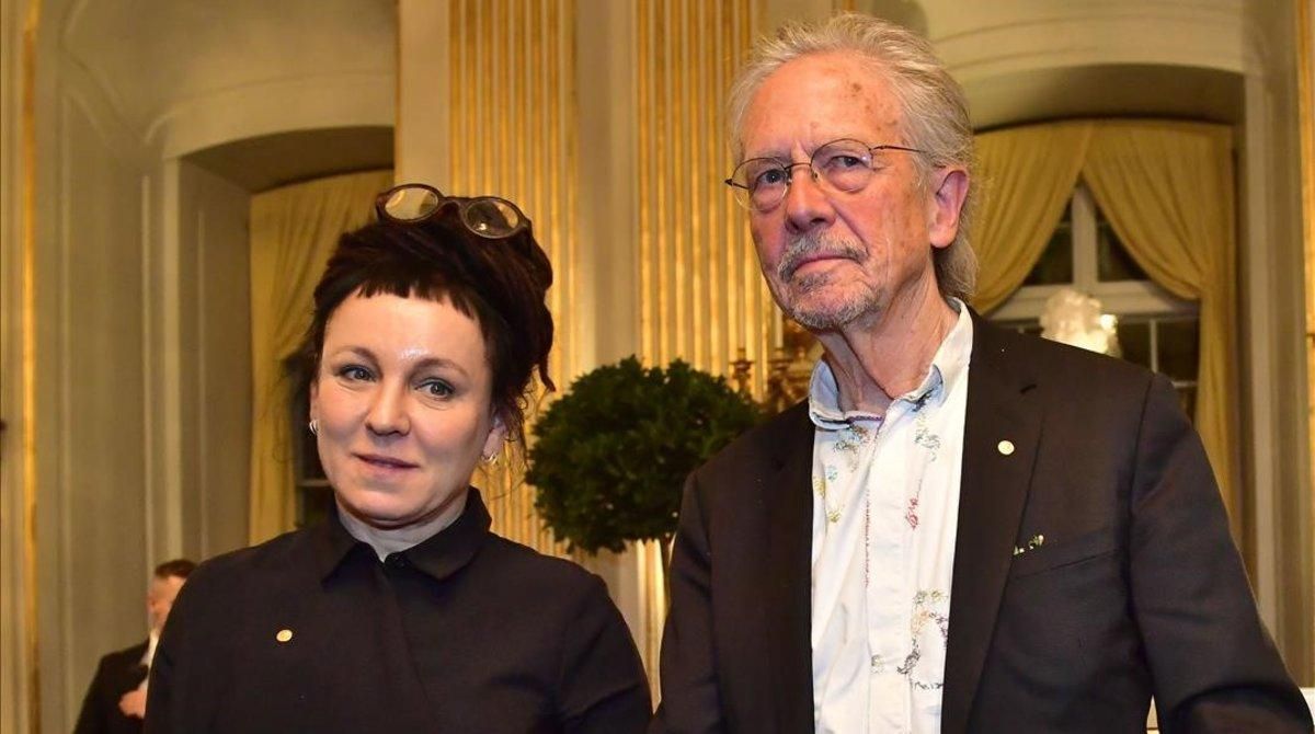 Olga Tokarczuk y Peter Handke, este sábado en la Academia Sueca. Olga Tokarczuk y Peter Handke, este sábado en la Academia Sueca.