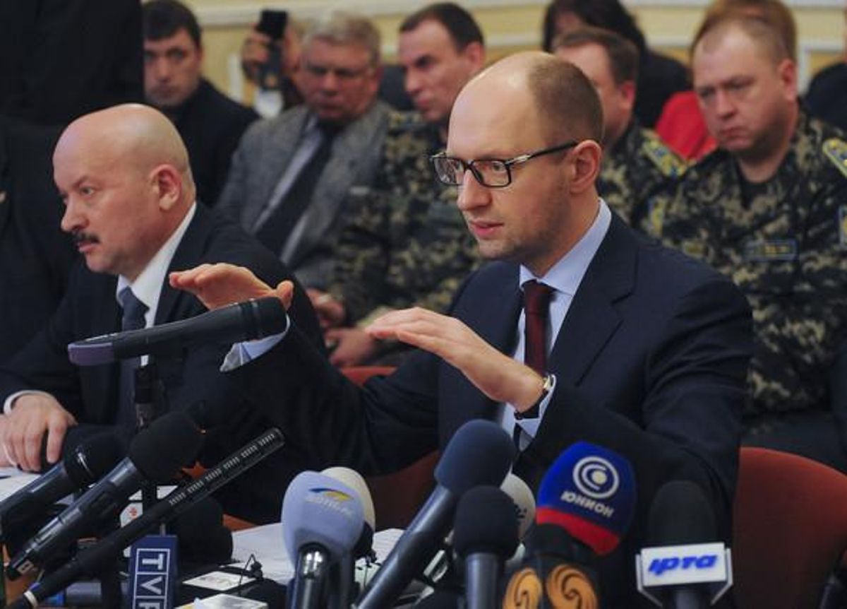 El primer ministro de Ucrania, Arseni Yatseniuk, este viernes en Donetsk. El primer ministro de Ucrania, Arseni Yatseniuk, este viernes en Donetsk.