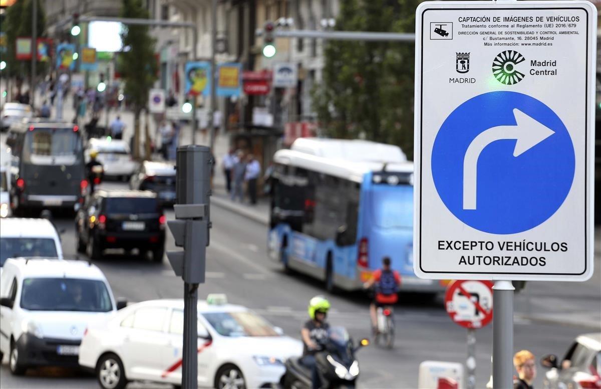 Zona de restricción de vehículos contaminantes de Madrid Central. Zona de restricción de vehículos contaminantes de Madrid Central.