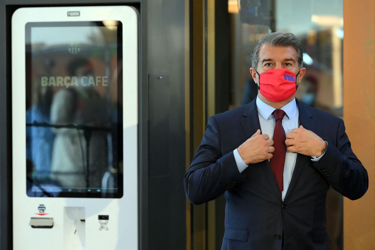 Laporta, en la inaguración del Barça Café en el Camp Nou. Laporta, en la inaguración del Barça Café en el Camp Nou.