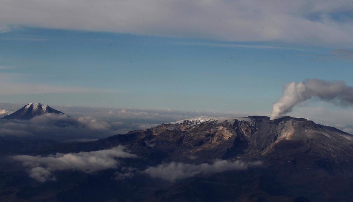 El volcán colombiano Nevado del Ruiz. 