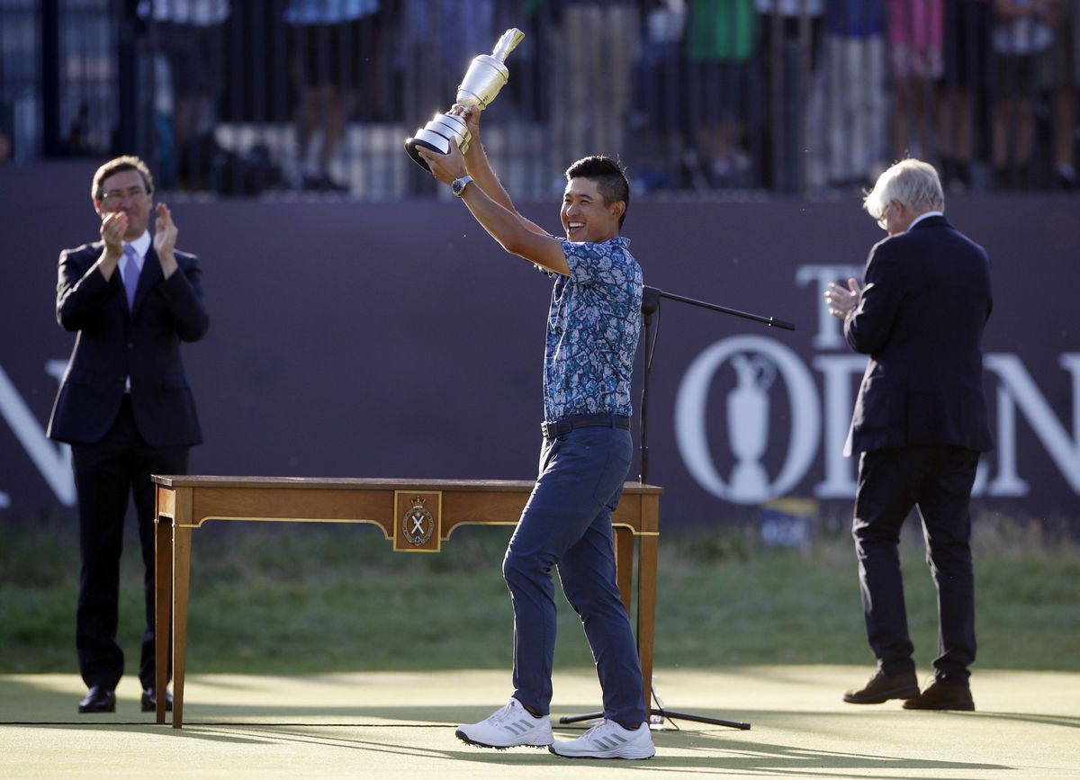 Morikawa levanta la Jarra de Clarete, el trofeo que distingue al ganador del Open Británico Morikawa levanta la Jarra de Clarete, el trofeo que distingue al ganador del Open Británico