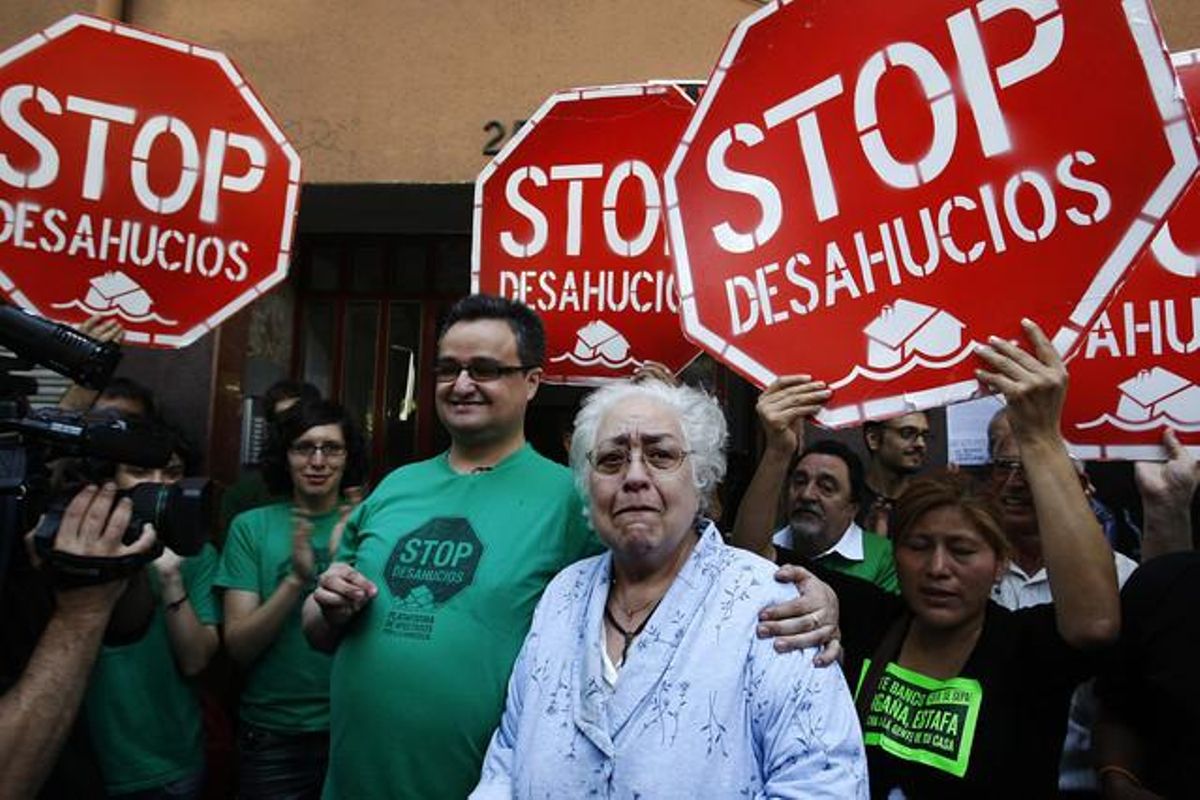 Protesta contra un deshaucio en Badalona (Barcelona). Protesta contra un deshaucio en Badalona (Barcelona).