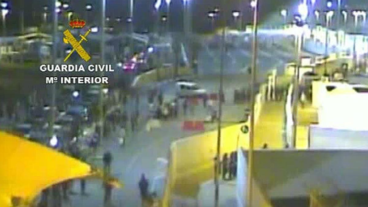 Interior difunde imágenes del intento de entrada masiva en Ceuta en el que murieron 13 inmigrantes.