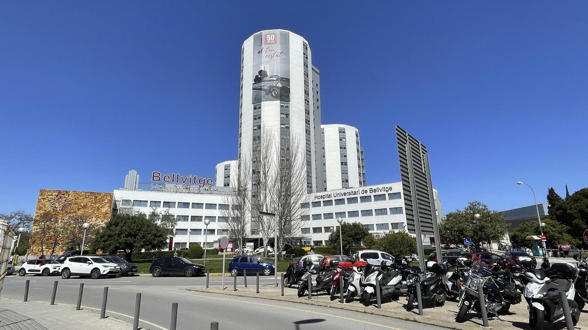 Facha del Hospital de Bellvitge, en LHospitalet de Llobregat.