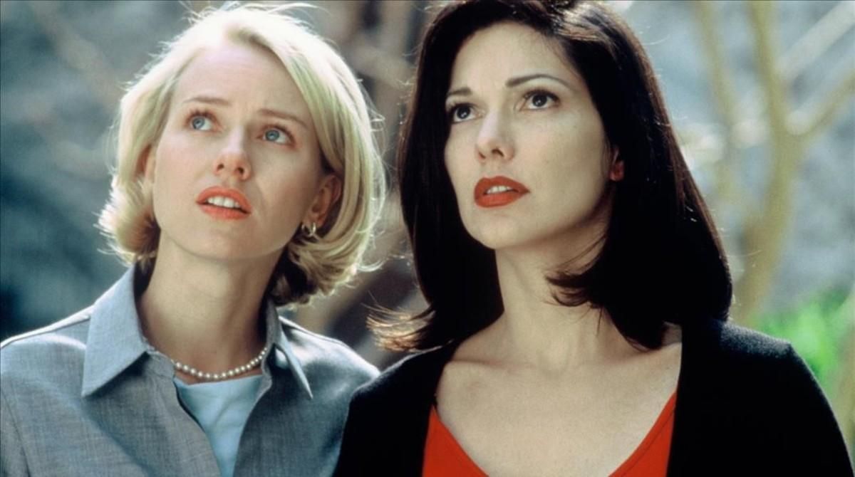 Naomi Watts y Laura Elena Harring, en una imagen de ’Mulholland Drive’. Naomi Watts y Laura Elena Harring, en una imagen de ’Mulholland Drive’.