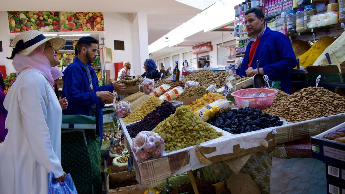 La inflación marca el inicio del ramadán en Marruecos: "No queda otra que subir el precio"
