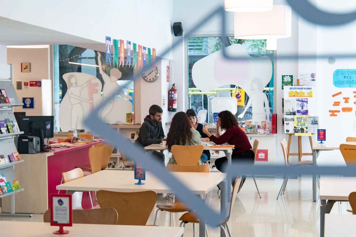 Más acompañamiento y escucha a los adolescentes de la ciudad Más acompañamiento y escucha a los adolescentes de la ciudad