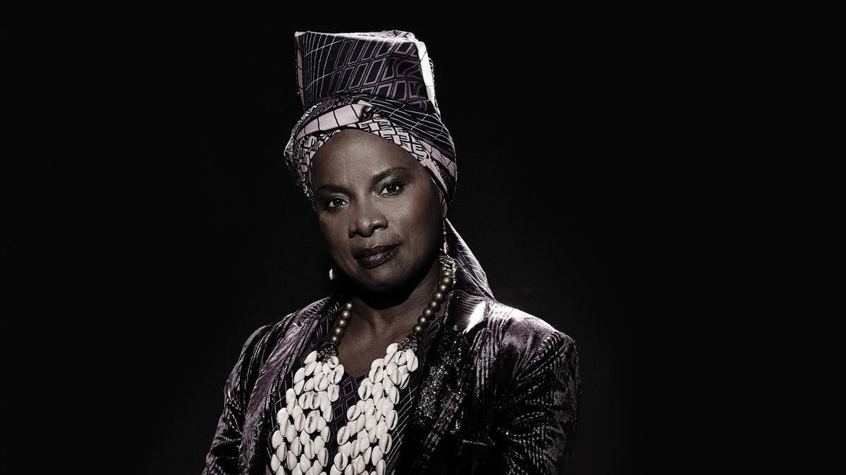 Angelique Kidjo. Angelique Kidjo.