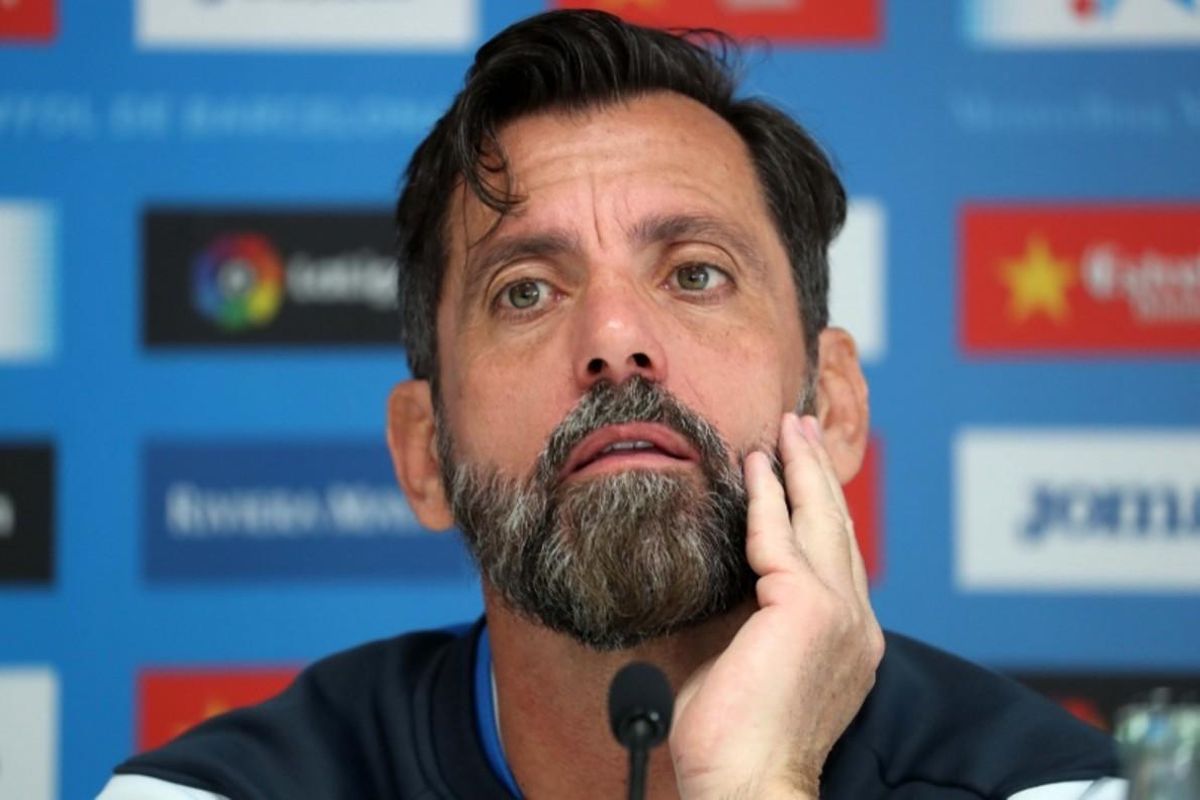 Quique Sánchez Flores, en una rueda de prensa en Sant Adrià. Quique Sánchez Flores, en una rueda de prensa en Sant Adrià.