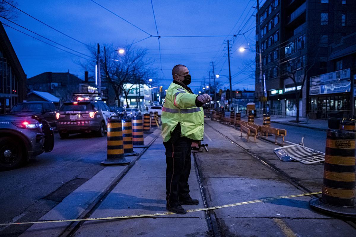 Un policía en Toronto (Canadá)