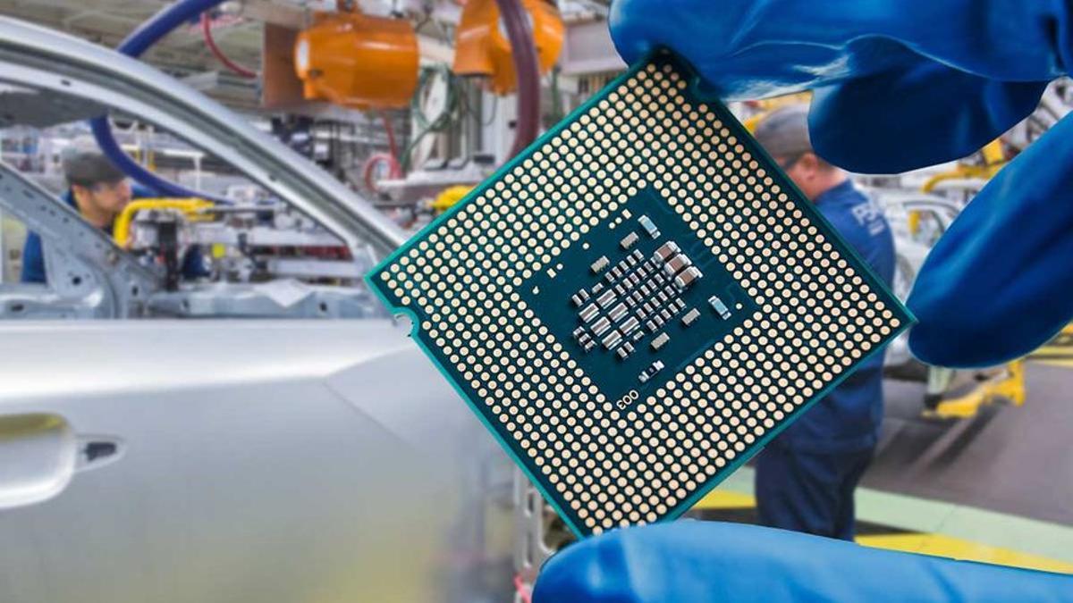 La escasez de semiconductores desestabiliza la industria mundial La escasez de semiconductores desestabiliza la industria mundial