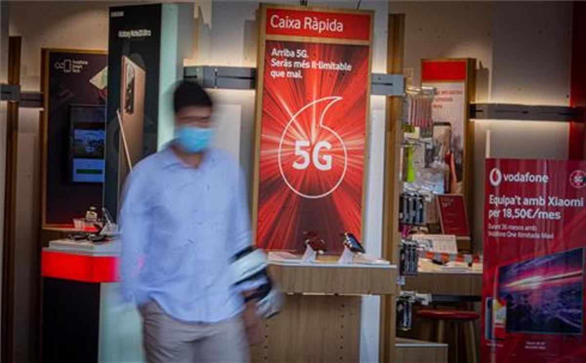 Vodafone tancarà totes les botigues a Espanya amb l’ero