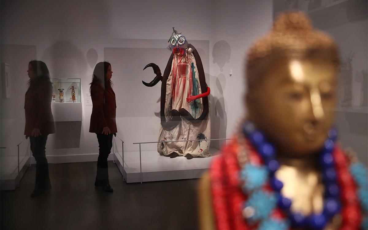 CaixaForum descubre la veta coleccionista de Miró, Barceló y Tàpies