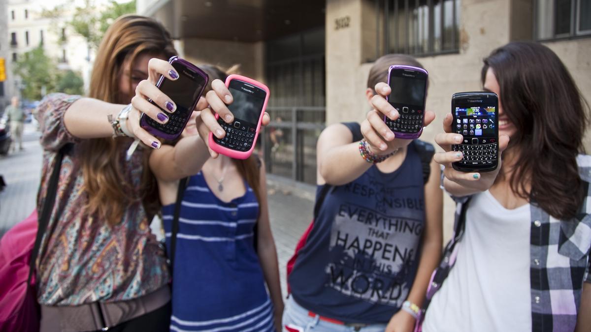 alerta por un grupo de Whatsapp viralizado entre niños de 12 años de Barcelona