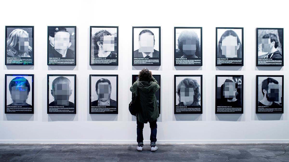 La obra ’Presos políticos’ de Santiago Sierra retirada de ARCO. La obra ’Presos políticos’ de Santiago Sierra retirada de ARCO.