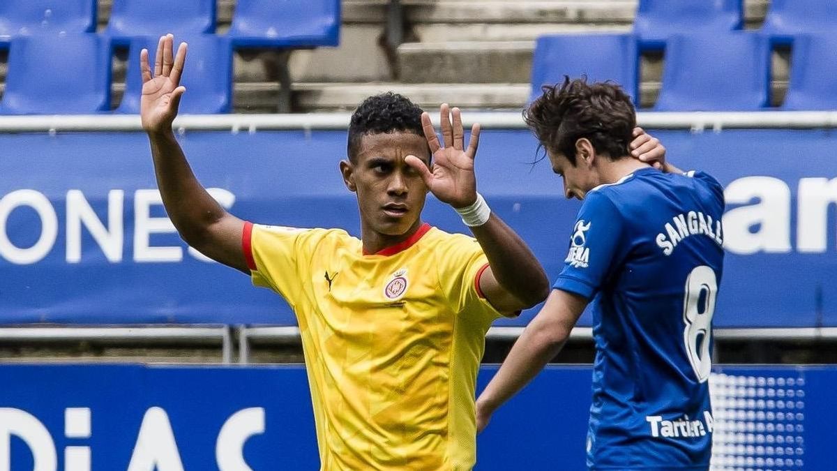 Yoel Bárcenas se disculpa tras batir a su antiguo equipo. Yoel Bárcenas se disculpa tras batir a su antiguo equipo.