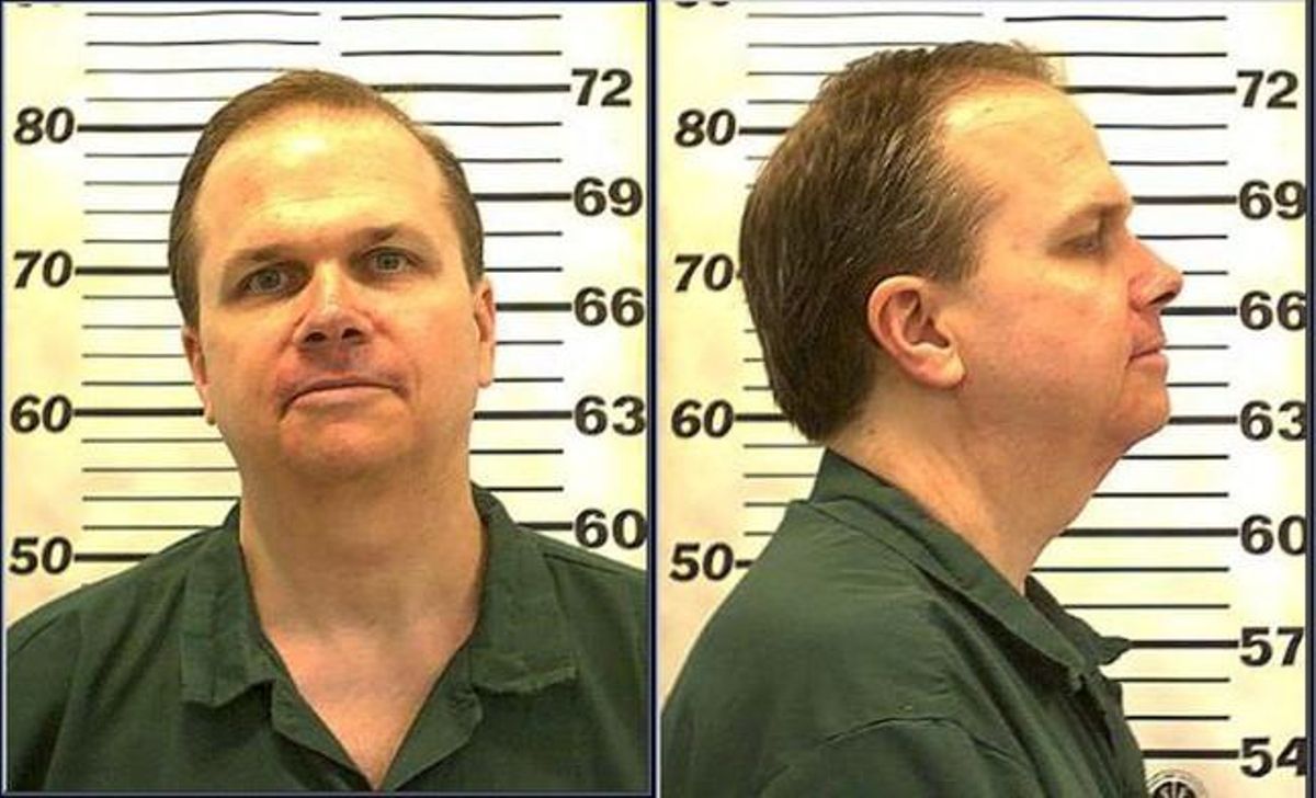 Mark David Chapman, asesino de John Lennon, el pasado 28 de julio de 2010 en la prisión de Attica (EEUU). Mark David Chapman, asesino de John Lennon, el pasado 28 de julio de 2010 en la prisión de Attica (EEUU).