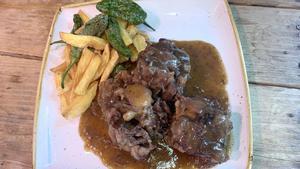 El rabo de toro del restaurante Ponzano (Madrid).