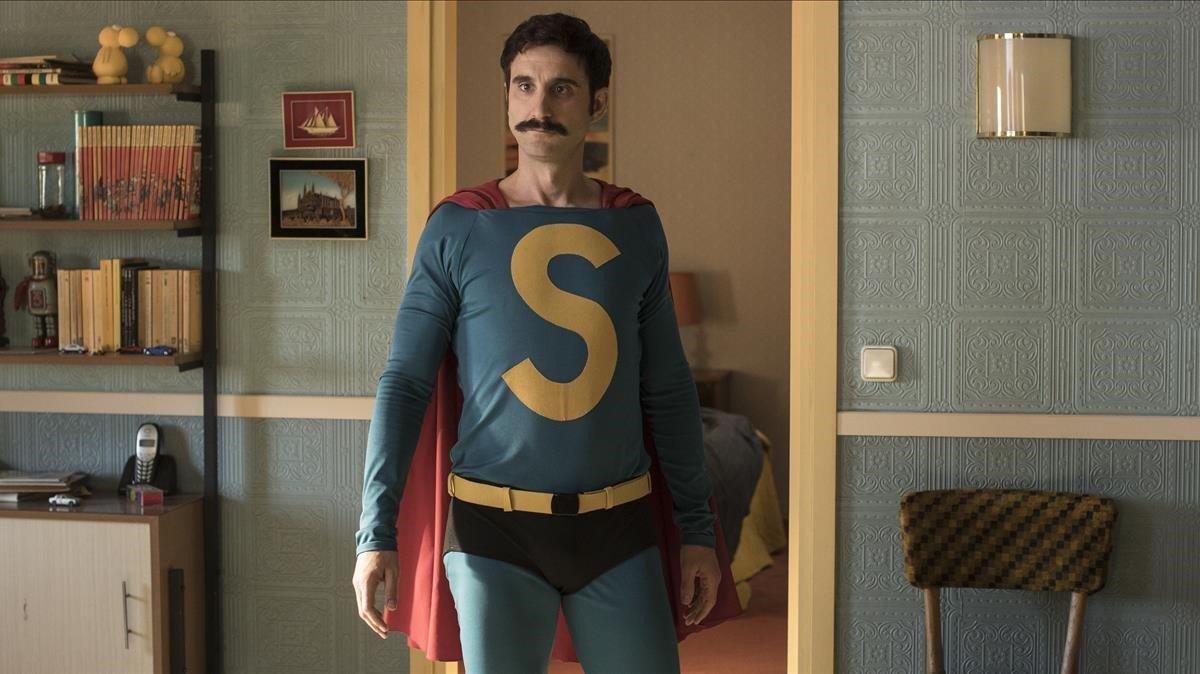 Dani Rovira en un fotograma de ’Superlópez’, la película. 