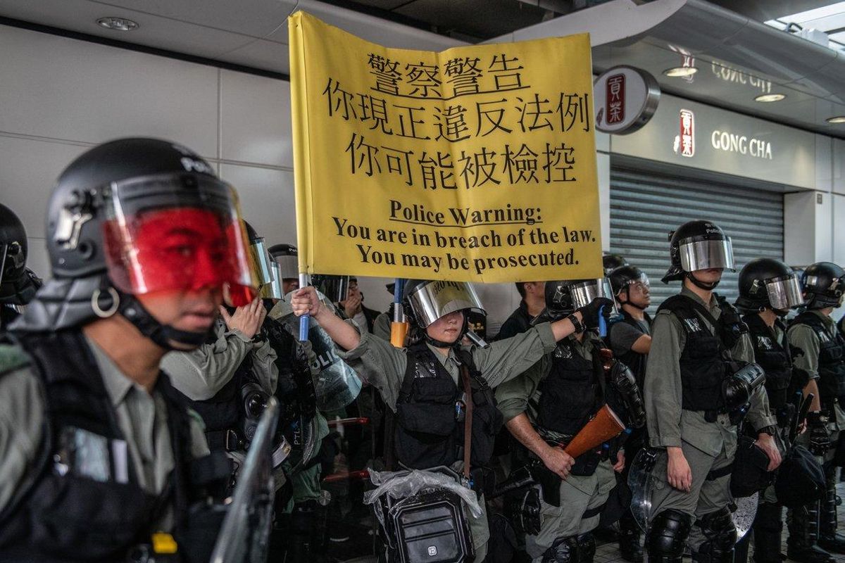 Policía de Hong Kong advierte a manifestantes de la prohibición de las protestas. Policía de Hong Kong advierte a manifestantes de la prohibición de las protestas.