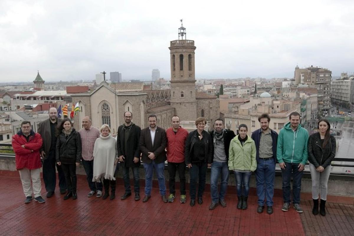 Foto de familia del nuevo equipo de Gobierno de Sabadell. Foto de familia del nuevo equipo de Gobierno de Sabadell.
