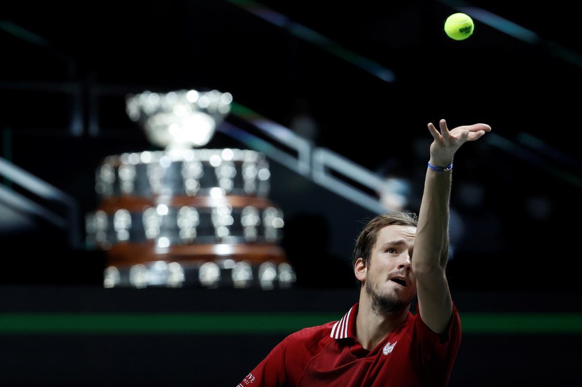 Medvedev i Rublev impulsen Rússia a la final de la Copa Davis