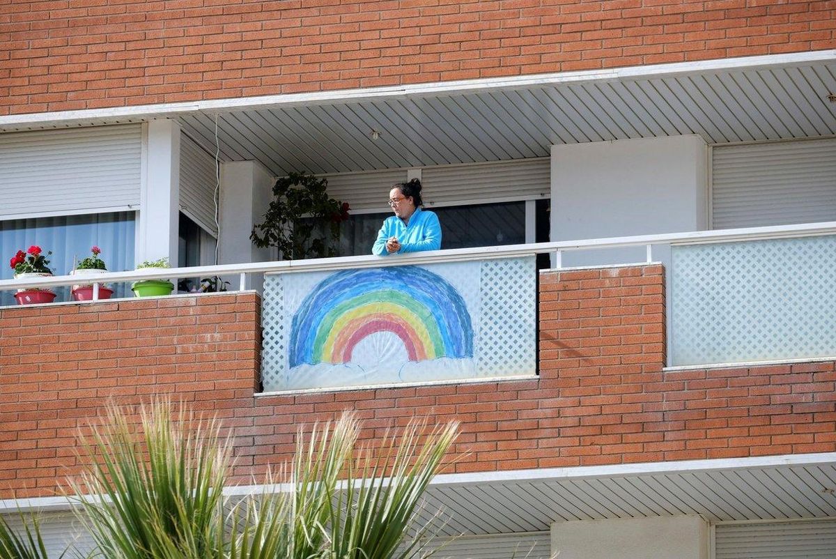 Los balcones son también protagonistas durante esta crisis del coronavirus Los balcones son también protagonistas durante esta crisis del coronavirus