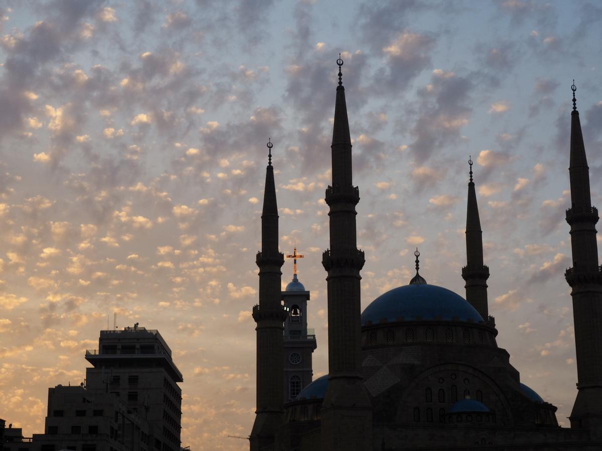 Iglesias y mezquitas en Beirut. Iglesias y mezquitas en Beirut.