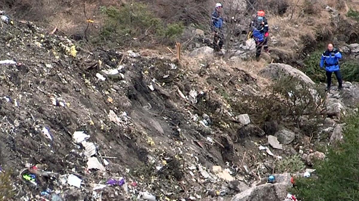 Primeras imágenes de la ’zona cero’ donde ha caido el Airbus.