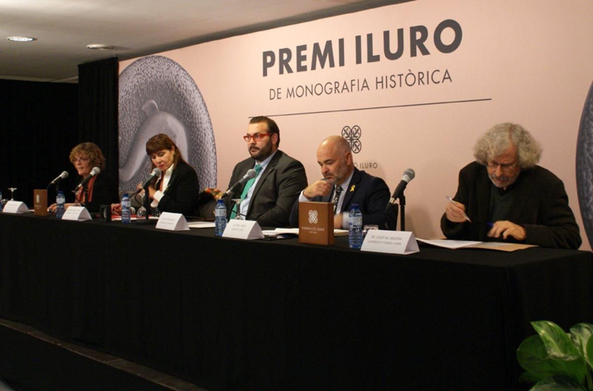 Joan Giménez guanya el premi Iluro amb una monografia sobre la repressió franquista a Mataró Joan Giménez guanya el premi Iluro amb una monografia sobre la repressió franquista a Mataró