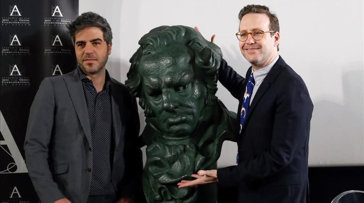 Joaquín Reyes (derecha) y Ernesto Sevilla, en la Academia de Cine donde han mantenido un encuentro con la prensa. Joaquín Reyes (derecha) y Ernesto Sevilla, en la Academia de Cine donde han mantenido un encuentro con la prensa.